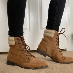 Suede boots